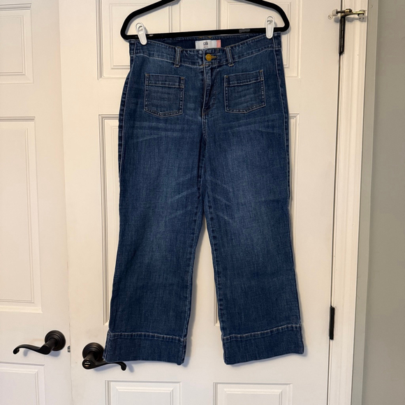 CAbi Carmel Crop #6704 Size 8 EUC - Picture 4 of 11